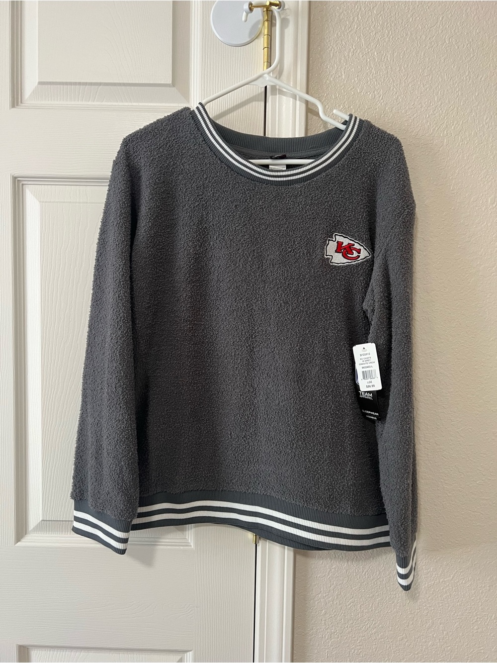 Kansas City Chiefs Plush Sherpa Crewneck Sweatshirt Women’s Large NWT